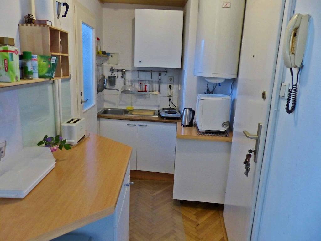 Apartment Naschmarkt Wien Zimmer foto